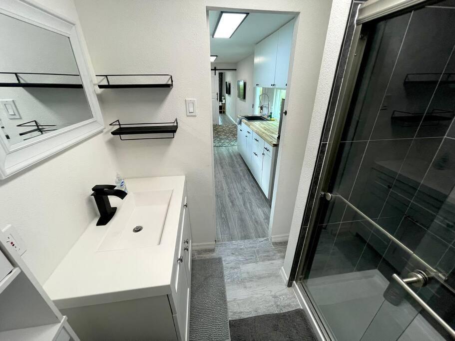 1Bed 1Bath Container Home Centrally Located Cypress Gardens Esterno foto